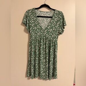 Aeropostale Sage Green Floral Top